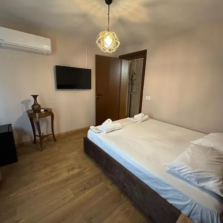 Garden Boutique 3*